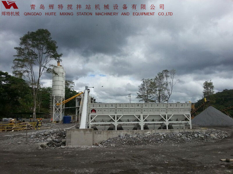 輝特混凝土攪拌站HZS90攪拌臂布置合理，攪拌性能強