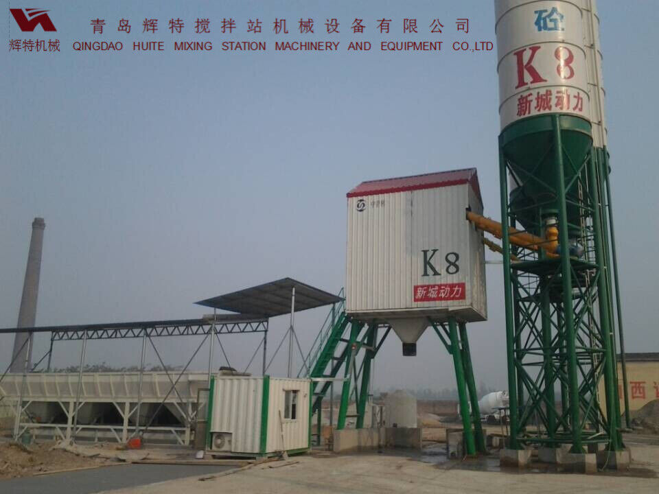輝特混凝土攪拌站HZS50攪拌性能強(qiáng)，攪拌均勻、迅速，生產(chǎn)效率高
