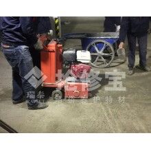 地下停車場地坪基層處理什么快速材料好？