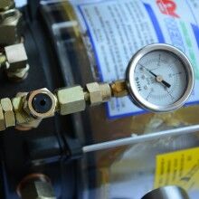 原廠配件電動油脂潤滑泵4WDB-M1.2/244F 油泵工程機械 攪拌主機配件YB一4一24v一W