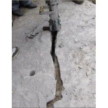 河源市無聲快速拆除石頭用液壓分裂機(jī)