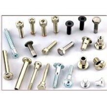 螺栓螺母等標準件。